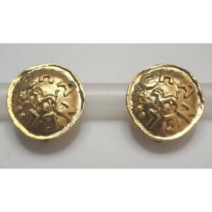 US BASED Authentic Vintage CHANEL Logo Lion Clip On Gold Tone Earrings Gift Bag